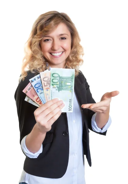 Woman with blond hair presenting money — Stock Photo, Image
