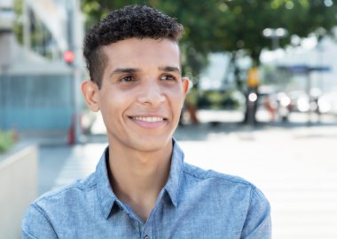 Latince adam yan bakan