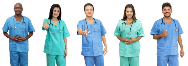 Vriendelijke Artsen Verpleegkundigen Groep Van Latijns Amerikaanse Afrikaanse Kaukasische Gezondheidswerkers — Stockfoto