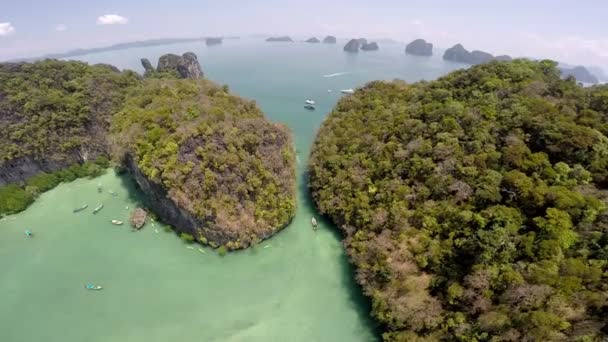 Veduta aerea dell'isola tropicale, Koh Hong island, Krabi, Thailandia — Video Stock