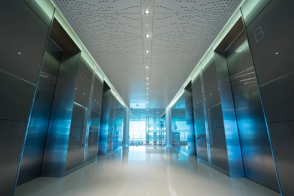 Ofisi'nin Asansör lobi