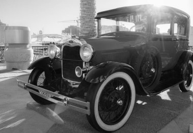 Doha, Katar - 30 Mart 2020: 1929 Ford model klasik bir araba