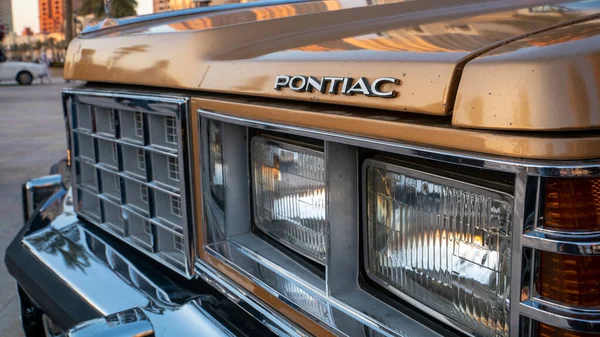 Ντόχα Κατάρ Μαρτίου 2020 1977 Pontiac Bonneville Vintage Κλασικά Αυτοκίνητα — Φωτογραφία Αρχείου