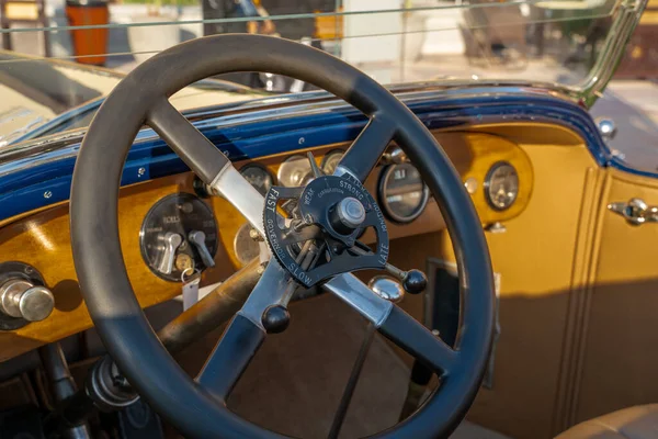 Доха Катар Марта 2020 Года 1925 Rolls Royce Silver Ghost — стоковое фото