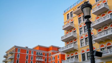 Qanat Quartier, Doha, Katar 'da Pearl' de.