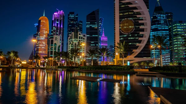 Barevné Panorama Kataru Noci — Stock fotografie
