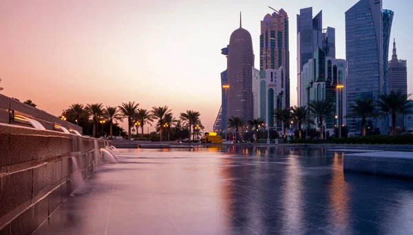 Ντόχα Κατάρ Φεβρουαρίου 2019 Όμορφος Ουρανός Της Πόλης Ντόχα Πολλούς — Φωτογραφία Αρχείου