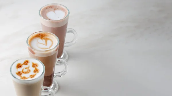 Italienische Latte Kollektion Für Heißen Kaffee Selektiver Fokus — Stockfoto