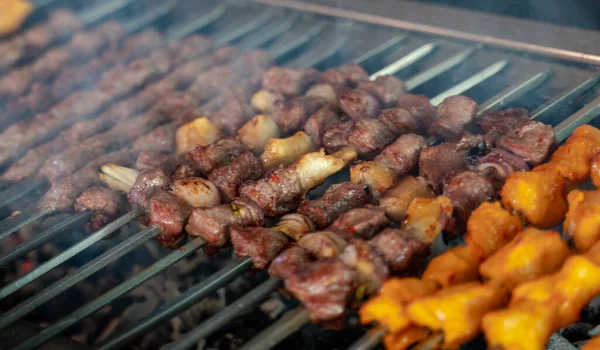 Comida Tradicional Árabe Tomate Kufta Shish Taouk Brochette Cordero Parrilla —  Fotos de Stock