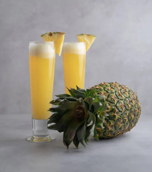 Refreshing Freshly Made Fruit Juice Glass Pineapple Juice — Stock Photo, Image