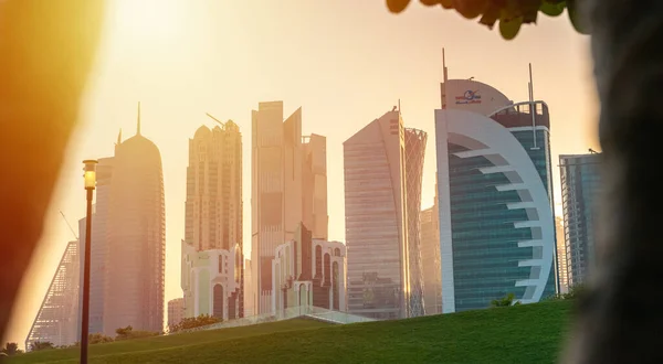 Skyline Colorido Doha Qatar City Durante Noite Durante Verão Cidade — Fotografia de Stock