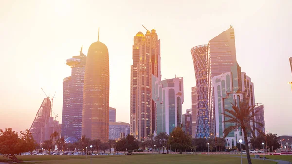 Fevereiro 2021 Skyline Colorido Capital Qatar — Fotografia de Stock