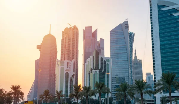 Skyline Colorido Doha Qatar City Durante Noite Durante Temporada Inverno — Fotografia de Stock