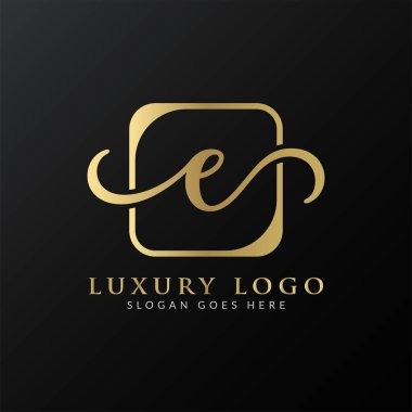 İlk E harfi Logo Tasarım Şablonu. Soyut Lüks Mektup E Logo Tasarımı