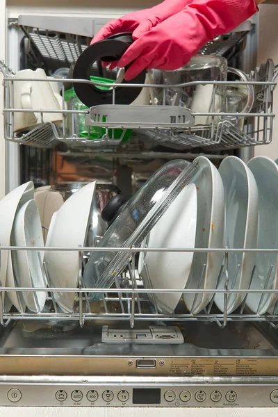 Dirty Dish Open Integrated Dishwasher Housewife Hand Putting Dirty Dishes — Stock Photo, Image