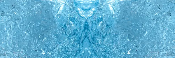 Azul transparente agua potable limpia fondo abstracto. superficie de agua con fondo de burbujas de aire — Foto de Stock