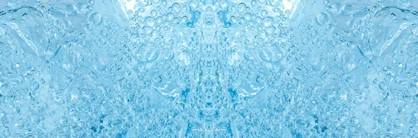 Blu trasparente acqua potabile pulita sfondo astratto. superficie dell'acqua con sfondo bolle d'aria — Foto Stock