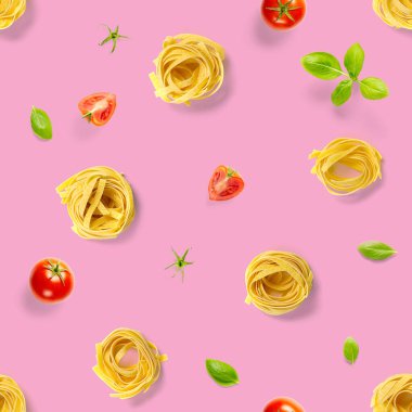 İtalyan makarna tagliatelle 'inden kusursuz desen. Çiğ makarna fettuccine pop sanat arka planı, düz yatış. İtalyan çiğ makarnası beyaza izole edilmiş.