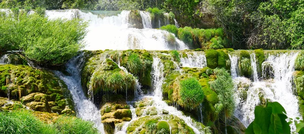 Beautiful Waterfalls at Krka National Park in Croatia. — Stock Photo, Image