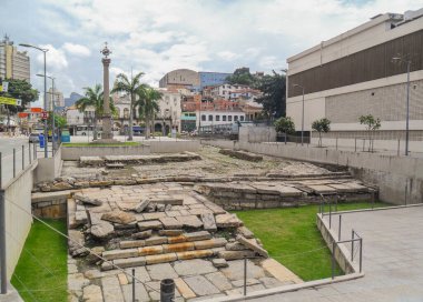 Brezilya Rio de Janeiro 'daki Cais do Valongo harabeleri - 1 Ocak 2010: Afrika' dan Rio de Janeiro 'ya getirilen köleler için eski bir çıkarma yeri olan Cais do Valongo kalıntıları.