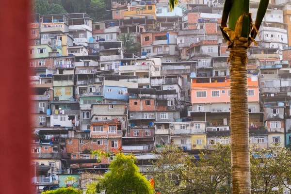 Трущобы Росиньи Рио Жанейро — стоковое фото