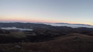Sao Paulo 'daki Bocaina Ulusal Parkı' nda İnci Kalkışı.