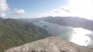 Paraty, Rio de Janeiro, Brezilya 'daki Juatinga yolu manzarası.