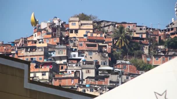 ジャネイロにあるブラジル最古のファヴェーラである摂理の丘の眺め — ストック動画