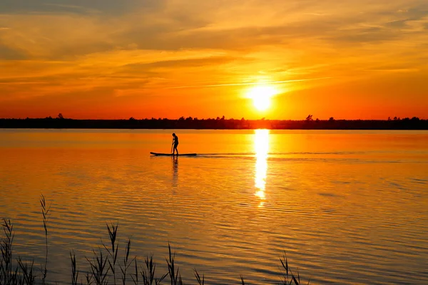 Zonsondergang Een Bosmeer Kamperen Een Meer Het Bos Stockfoto