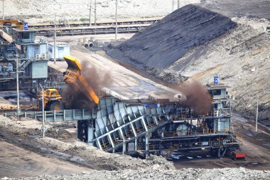 kömür co, konveyör için ağır inşaat Damperli kamyonlar dökümü