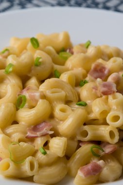 Makarna ve peynir yakın çekim