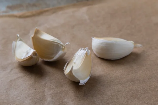 Garlic on table — Stock Photo, Image