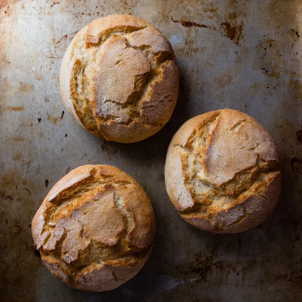 ekmek topuz sac üzerinde