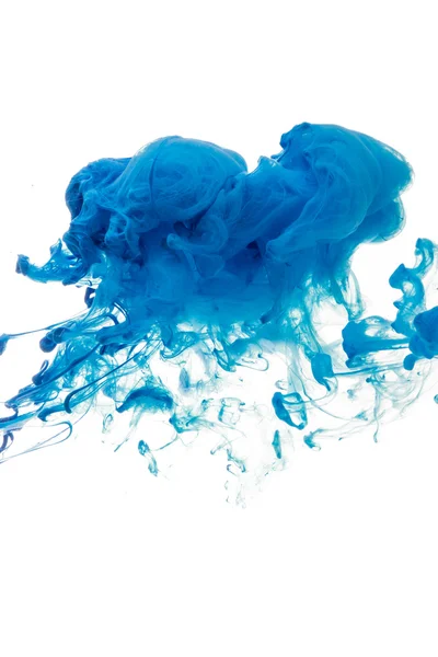 在水中的抽象蓝色油漆 — 图库照片