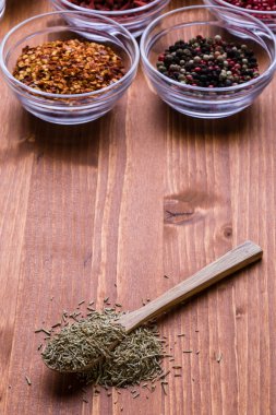 Biberiye yaprağı ahşap tablo