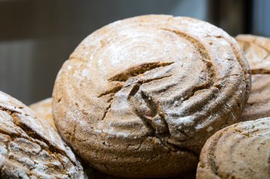 sağlıklı kahverengi ekmek