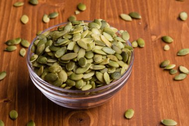 Cam kasede kabak çekirdeği