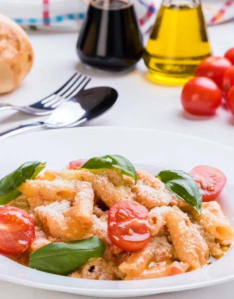 Penne with tomato — Stock Photo, Image