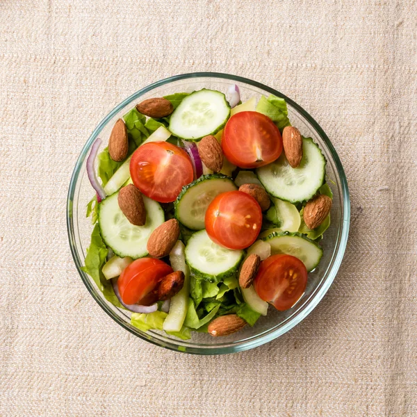 Vegetable salad in glass bowl — Stock Photo, Image