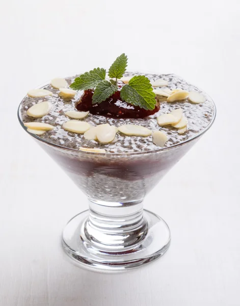 Chia Pudding im Glas — Stockfoto