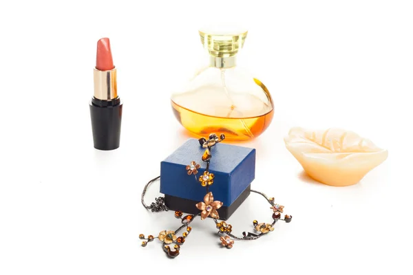 Collana rossetto e profumo — Foto Stock