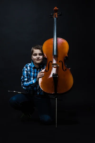Boy with cello — Stock Photo, Image