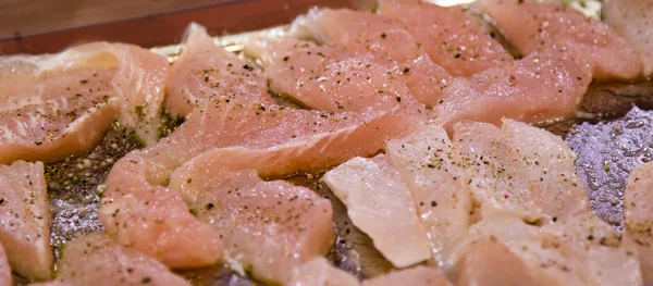 Salmone preparato per la cottura — Foto Stock