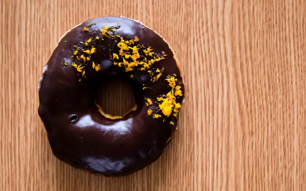 Donut on table — Stock Photo, Image