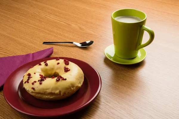 Ciambella e caffè — Foto Stock