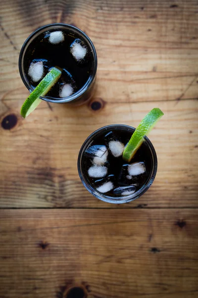 Soda whit ice and lime — Stock Photo, Image