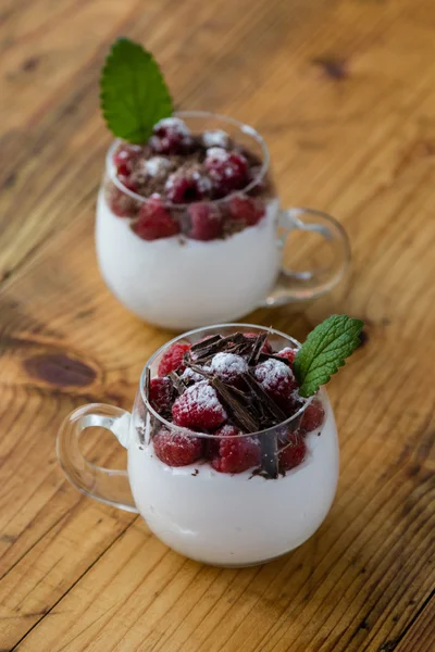 Raspberry with whipped cream — Stockfoto