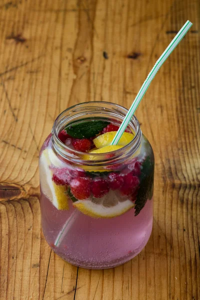 Raspberry drink — Stock Photo, Image