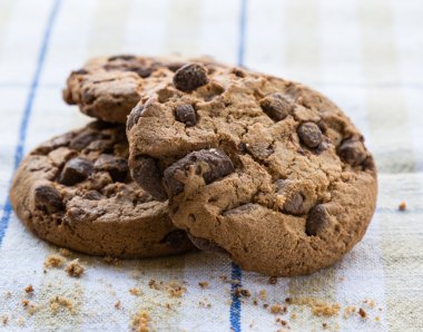 çikolatalı kurabiye