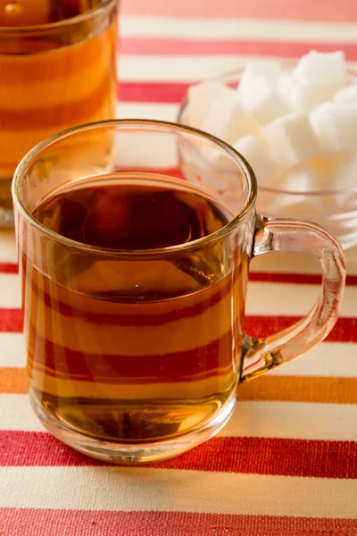 Černý čaj s cukrem — Stock fotografie